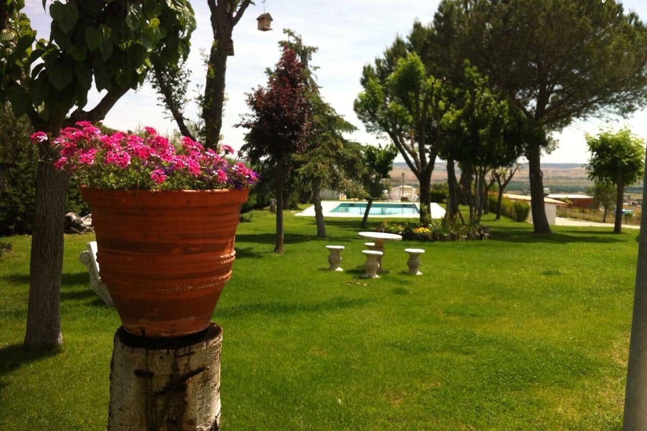 Finca La Dehesilla, naturaleza domada con estilo para celebraciones top.