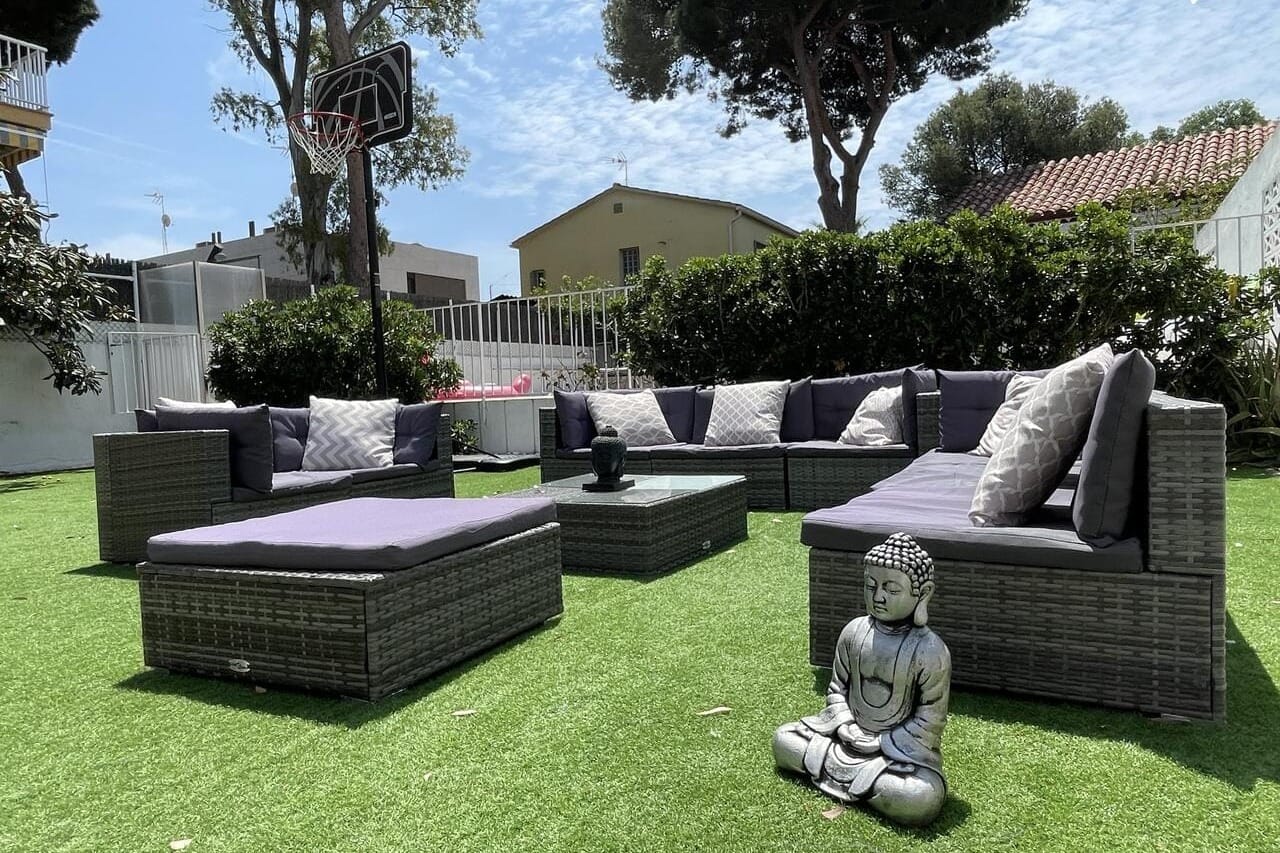 Jardín con Piscina Privada, fiesta asegurada con chapuzón incluido.