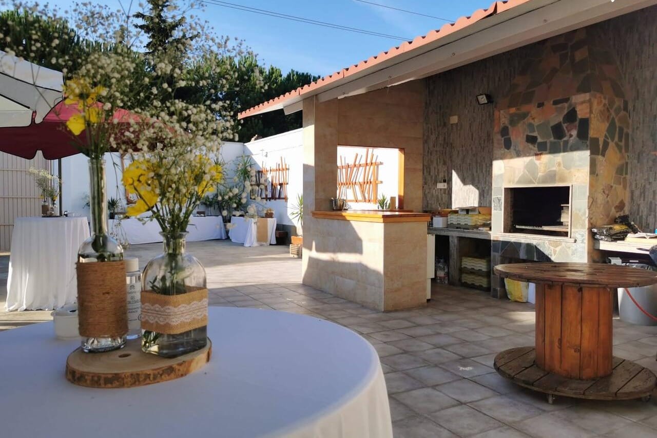 La Esquina del Sol, rincón privado y versátil para despedidas brillantes.