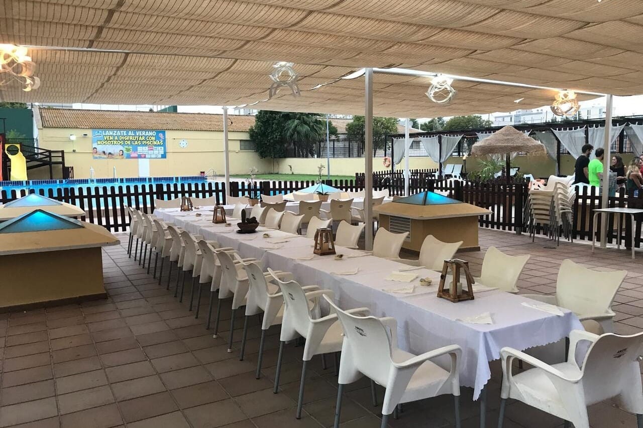 Piscina Parque Oeste, un sitio ideal para el cumpleaños de tu peque.