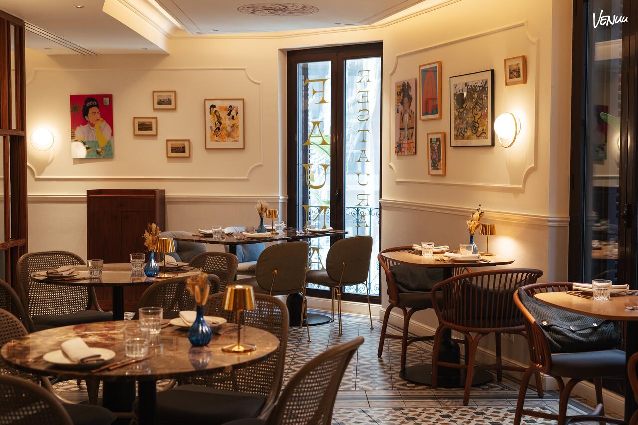 Restaurante Fauna en Barcelona, comedor privado con encanto ideal para cenas de empresa íntimas, sabrosas y sin distracciones.