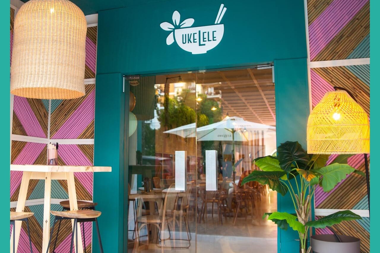 Ukelele Gastro Lounge, local acogedor y chic para celebraciones con mucho swing en Valencia.