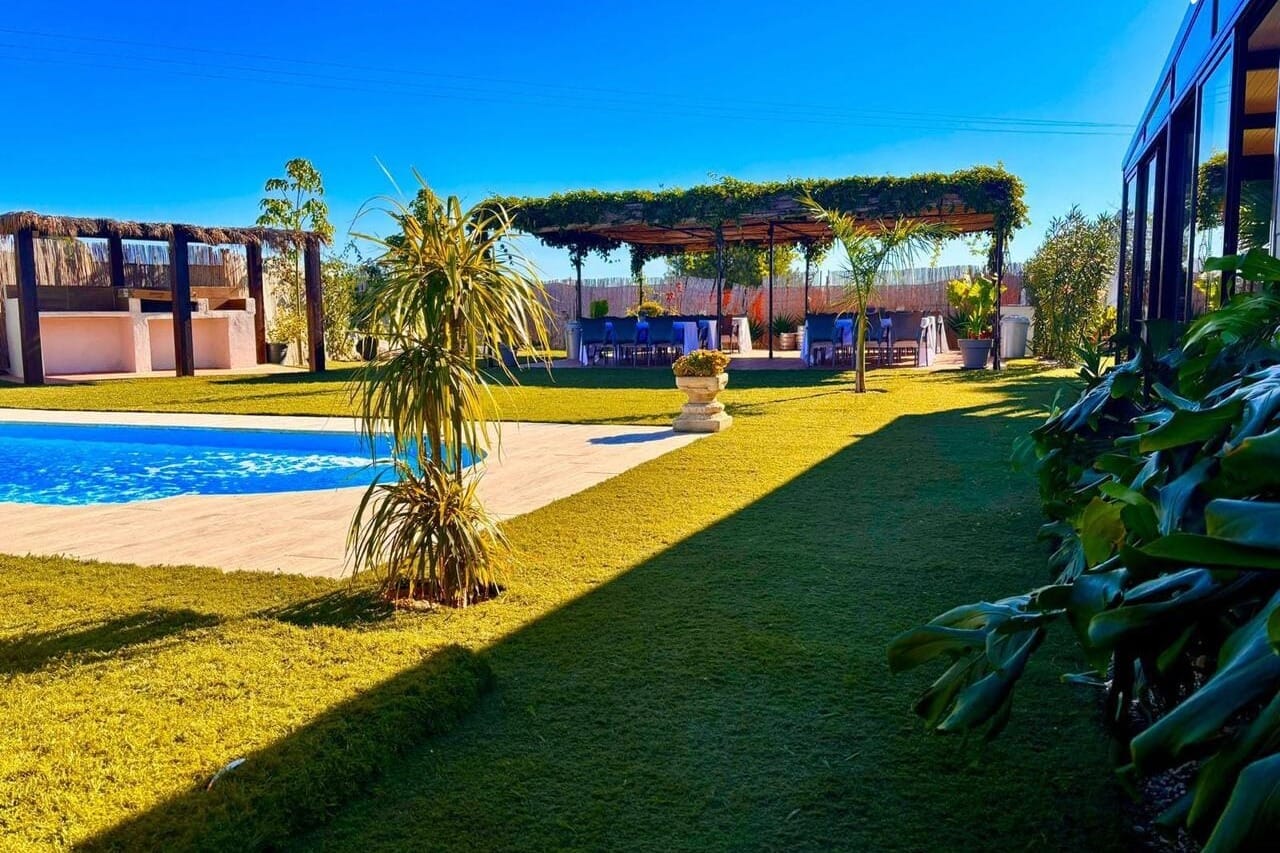 Villa Loja II, barbacoa, piscina y fiesta privada en modo deluxe.