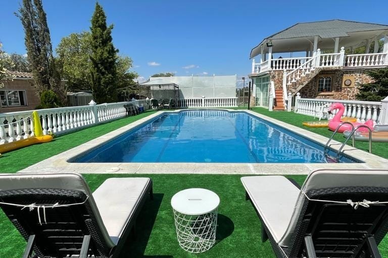Villa Paradiso, finca con alma mediterránea para fiestas épicas en Madrid.