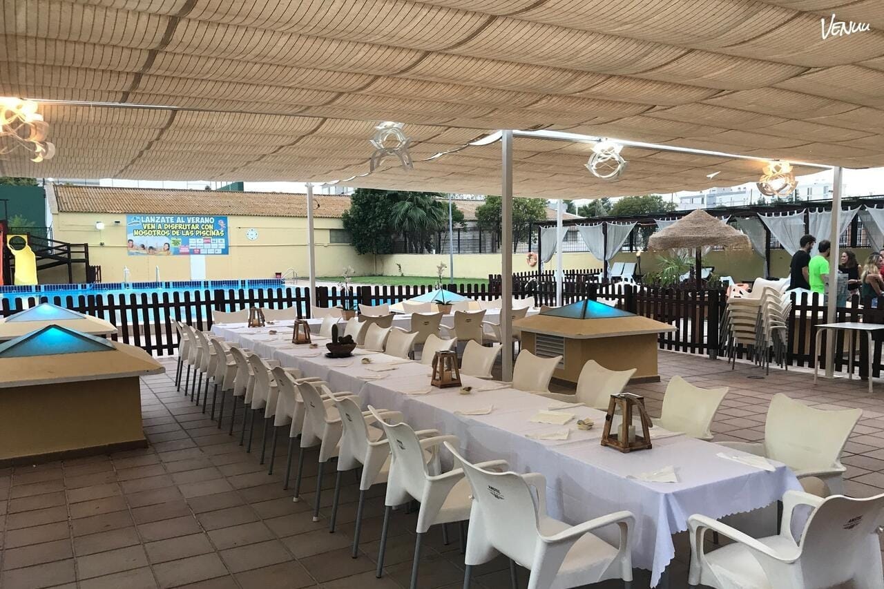  Piscina Parque Oeste - Aquaval, un espacio en Valencia donde los eventos terminan en chapuzón.