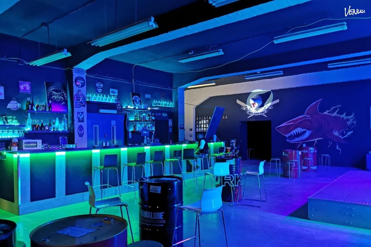 Sala para Eventos Privados, un local en Hospitalet donde las fiestas no tienen límites (pero sí buena música).