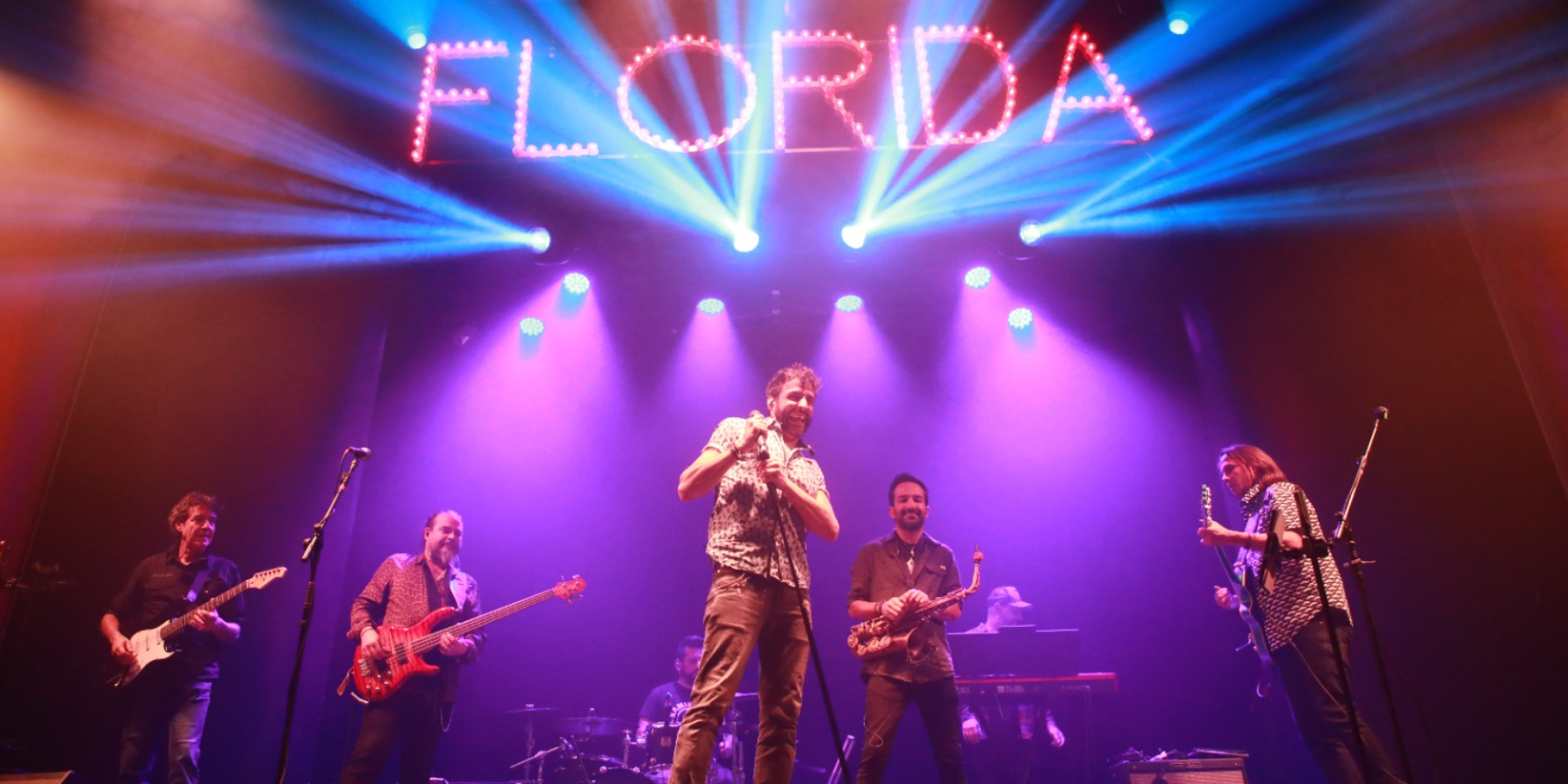 Contrata The Hot Tubes y vive una experiencia inolvidable