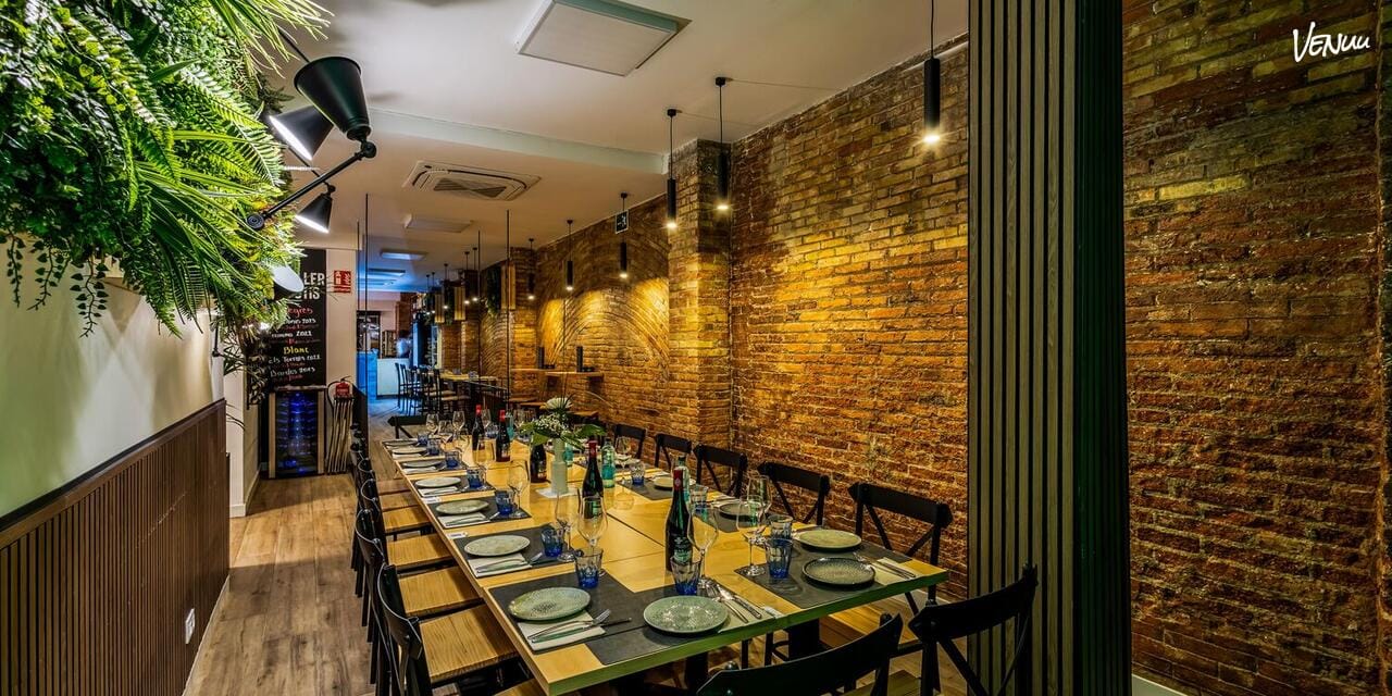  Dabuti’s Gastro Bar Barcelona restaurante moderno para comidas de empresa.