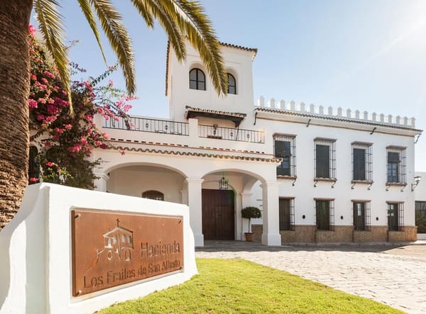 8 Haciendas íntimas para comuniones en Sevilla que te harán decir “Este es el sitio”