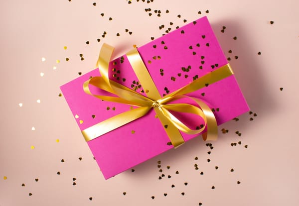 Guía definitiva de ideas de regalo de cumpleaños para mujer: experiencias, cajas y detalles inolvidables