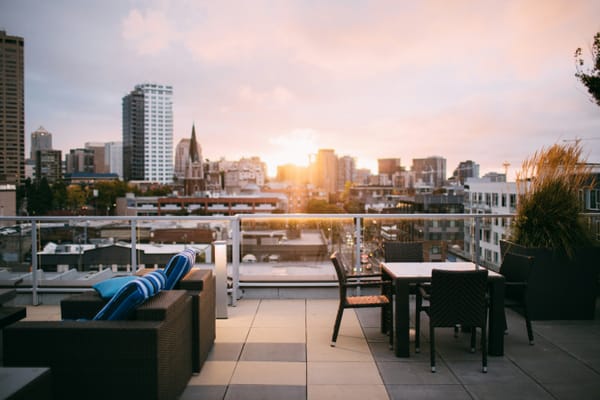 Decoración de terrazas pequeñas: Ideas modernas y con encanto para exteriores y balcones