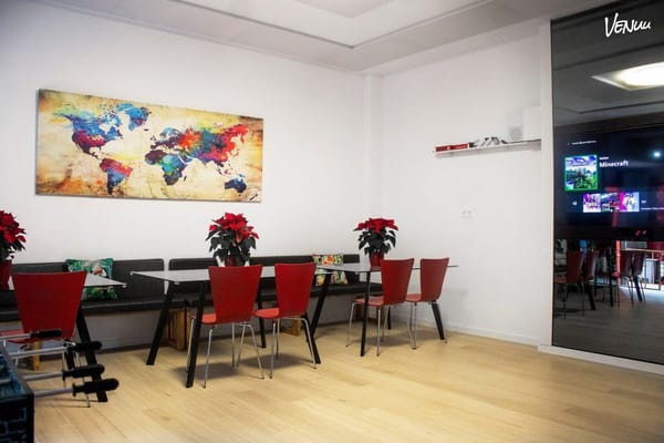 9 Locales para fiestas en Zaragoza que se alquilan por horas (Y Por Risas)