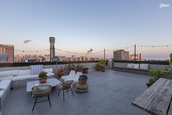 10 Espacios para fiestas de verano en Barcelona: lugares donde el calor se celebra