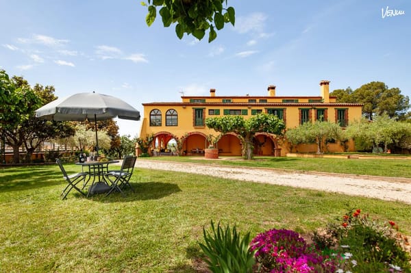 Casas para fiestas de verano en Barcelona: 12 lugares donde el verano se vuelve legendario